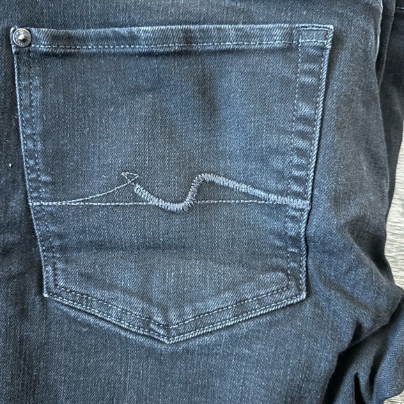 7 For All Mankind - Picture 8 of 13